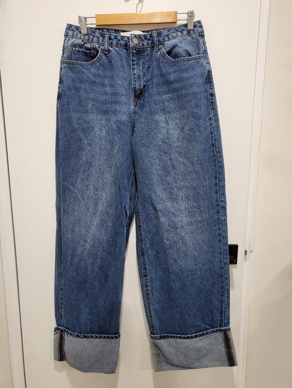 Tinseltown Wide Leg Cuffed Jeans - Size 9